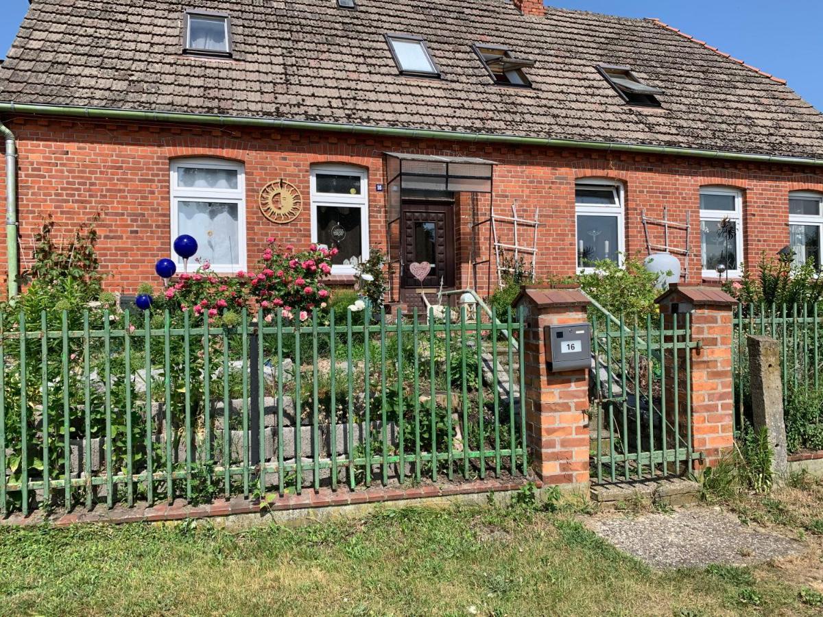 Das Haus Am Teich Besitz Exteriör bild